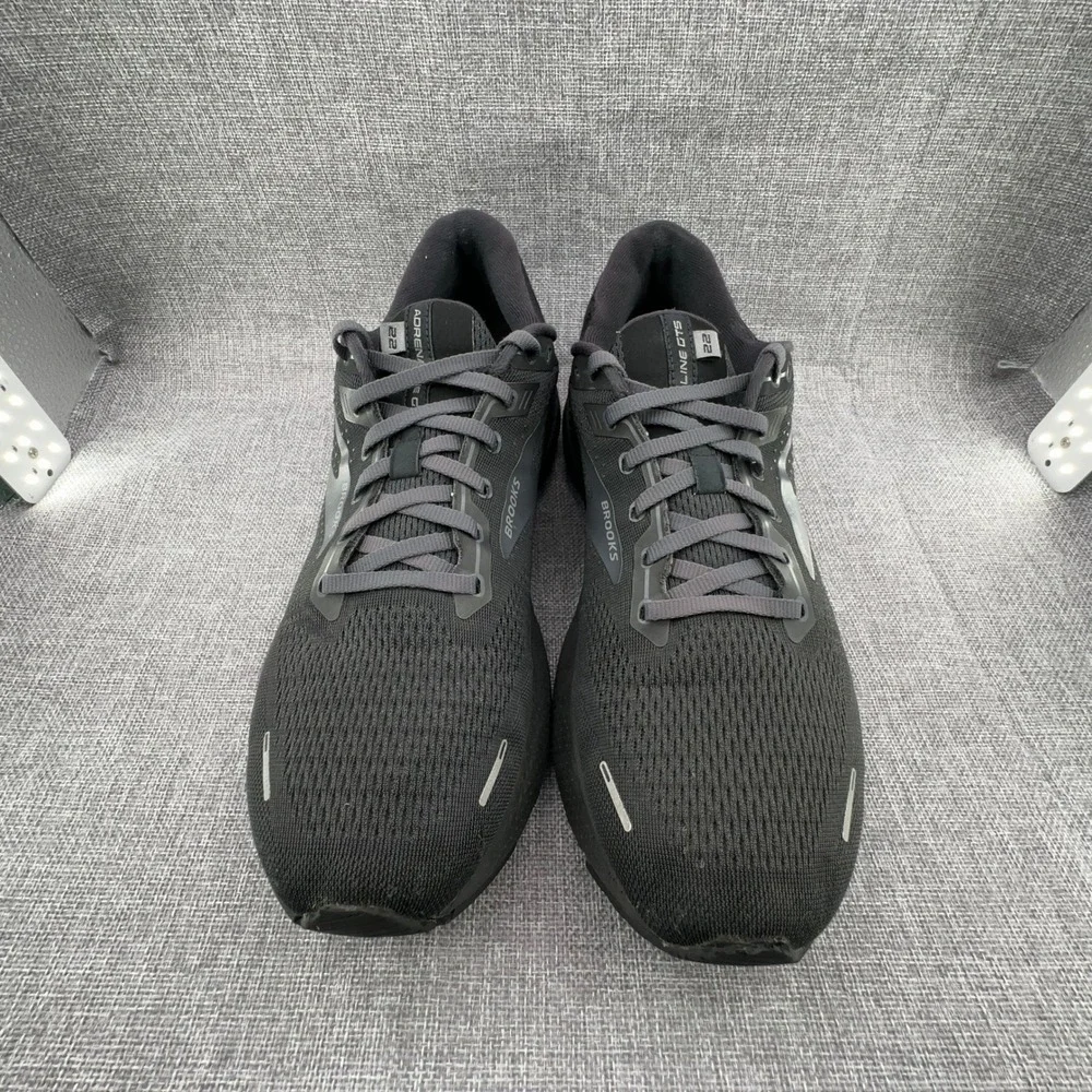 Brooks fair preowned